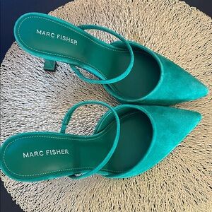 Marc Fisher Teal Heeled Sandals
Brand New! Sexy! Gorgeous heels 👠